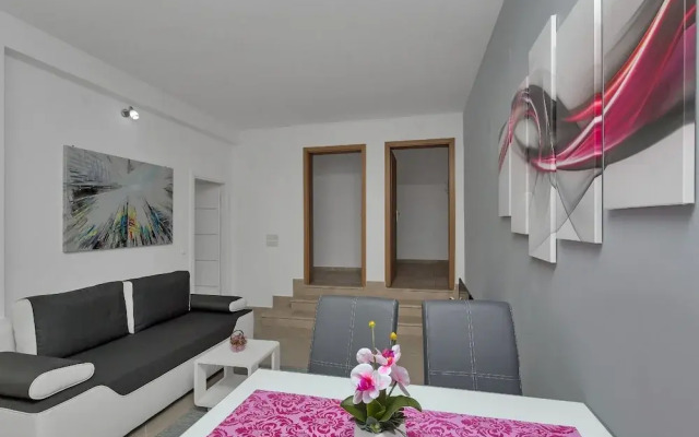 Petar - 200 m From Beach - A1