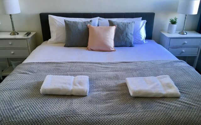 Healesville Garden Accommodation — The Grand Hotel