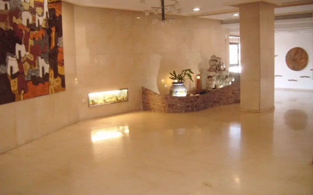 Studio Low Cost La Torre 12