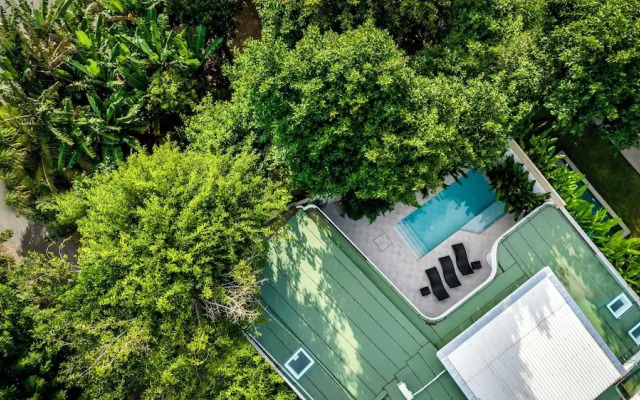 Villa Barsa by Alfred in Bali