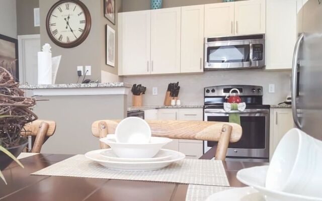 Villa Aventura - Lucaya Village