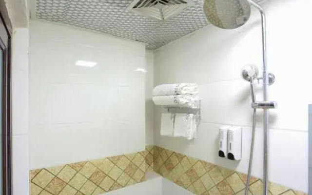 Hillcom Guest House
