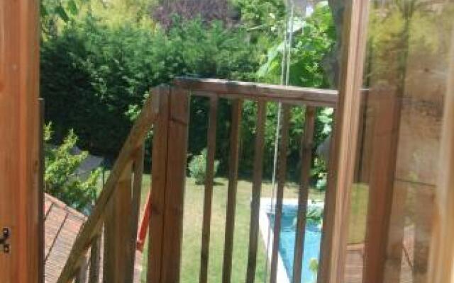 Les Volets Bleus Provence