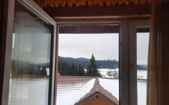 Antal Villa - 5mins to ski slope & 1min to skating