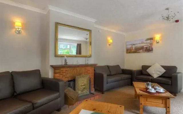 The Orchard Country House
