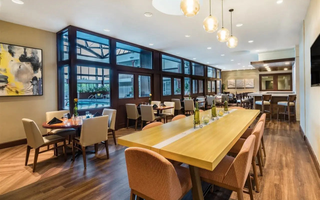 Holiday Inn & Suites Pittsfield-Berkshires by IHG