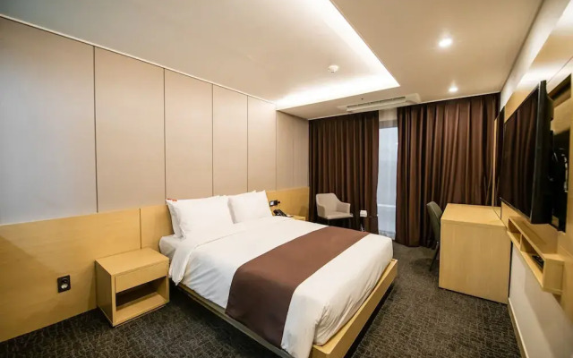 Ramada By Wyndham Chuncheon