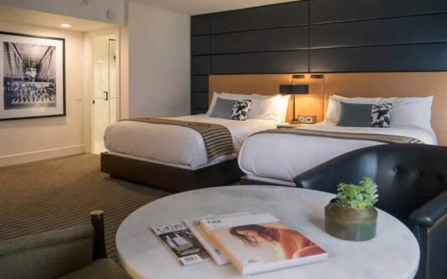 Hotel Theodore Seattle Downtown, Tapestry by Hilton