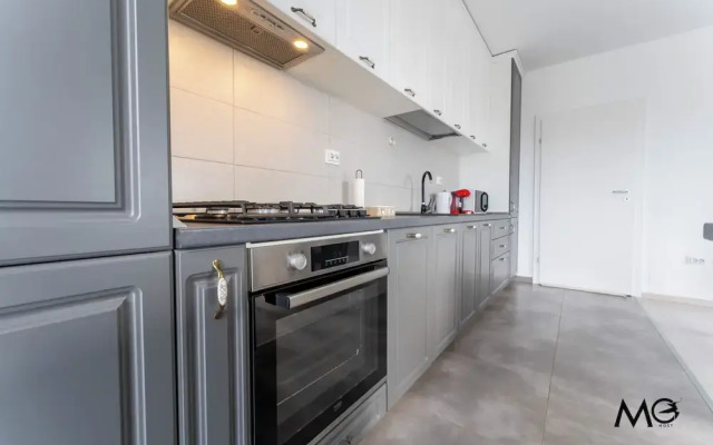 MoHost Dynamic - Modern 2BR Apartment