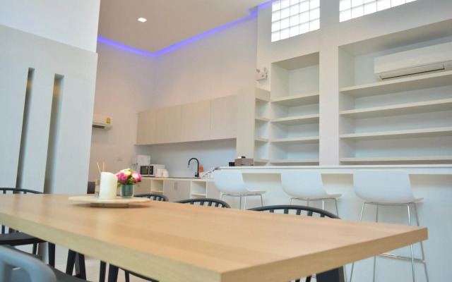 Rezt Bangkok - Hostel
