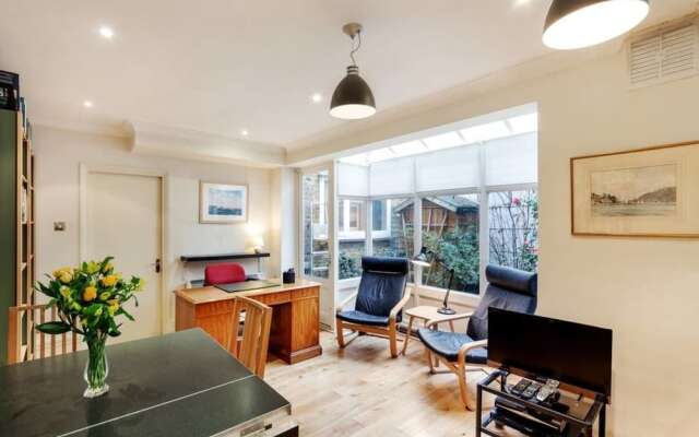 Lovely 1bed W/patio - 10 Mins From Hyde Park