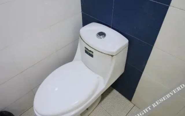 Shunxin Hostel