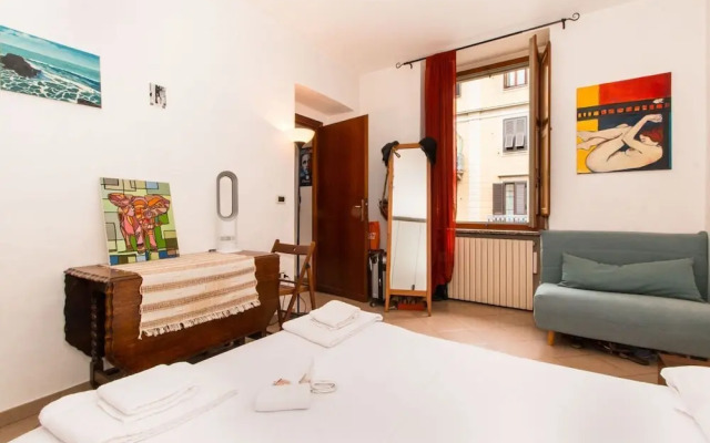 Vanchiglietta Roomy Apartment