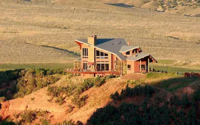 Red Reflet Ranch