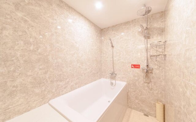 Suisse Place Hotel Residence CMCTaizhou