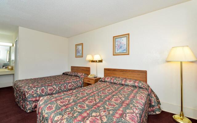 Smokies Motel