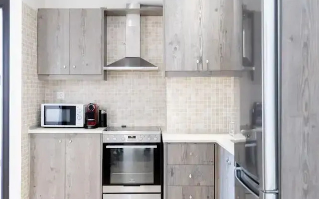 The View in Glyfada With 2 Bedrooms and 2 Bathrooms