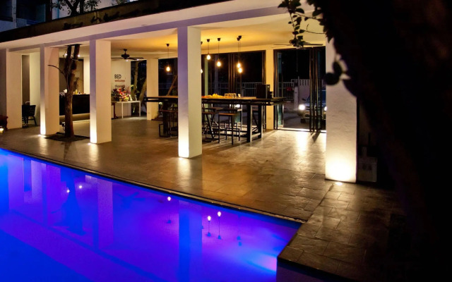 BED Phrasingh Hotel - Adults Only