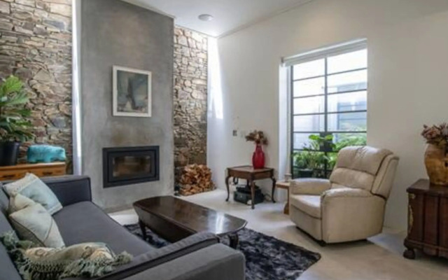 Signal Hill 1 by CTHA, Cape Town