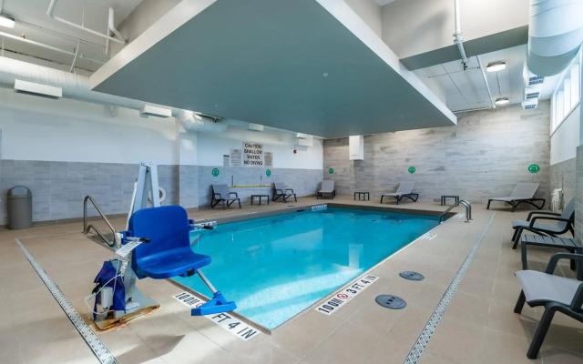 Courtyard by Marriott Burlington