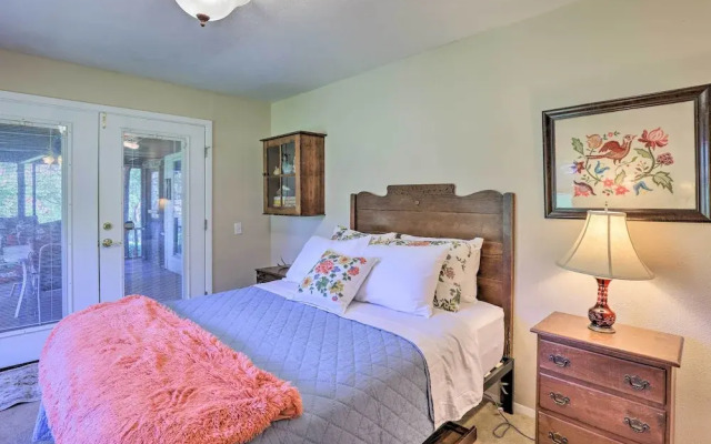 Granbury Lakefront Escape w/ Boat Dock & Slip!