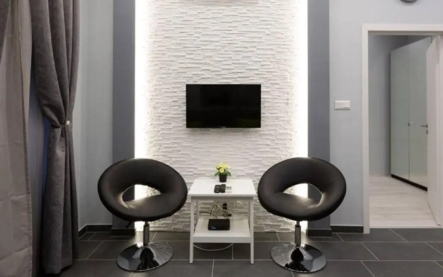 Premium Apartment by Hi5 - Central 1 bedroom (217)