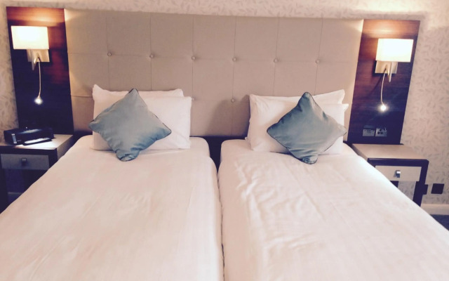 Best Western Red Lion Hotel