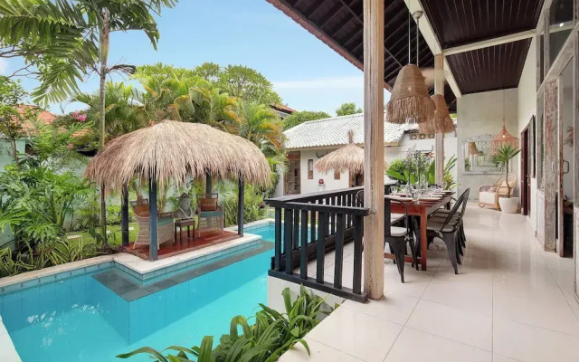Seminyak Seagrass Villa