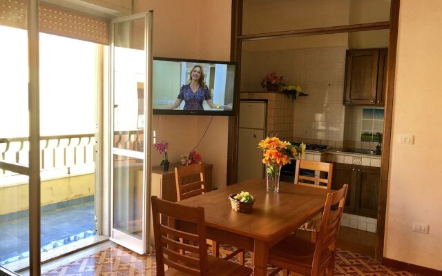 Martina Apartment Mare