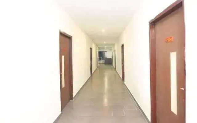 Hotel Blu Hill by OYO Rooms