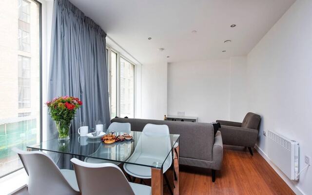 Stunning 2 Bedroom City Break Apartment