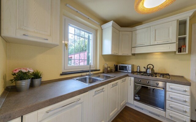 ALTIDO Villa Diana Garden Suite with SwimmingPool