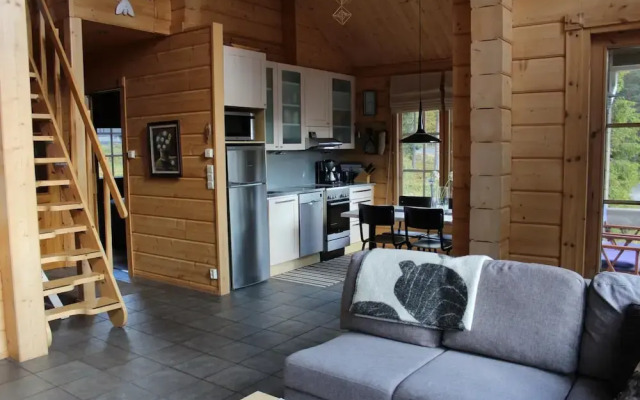 Rukako IHTINGINRINNE