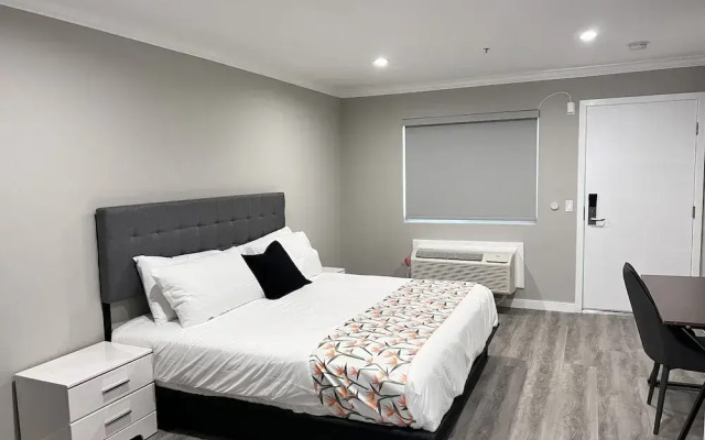 Omeo Suites