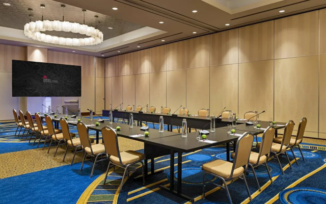 Montreal Airport Marriott In-Terminal Hotel