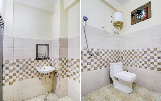 OYO 78587 Vip Residency