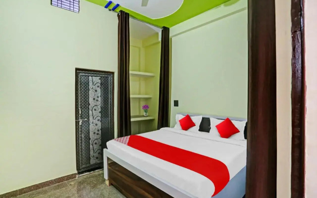 OYO Flagship 806679 Hotel A T S