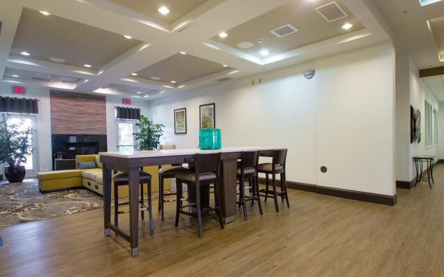 Holiday Inn Bloomington-Airport by IHG