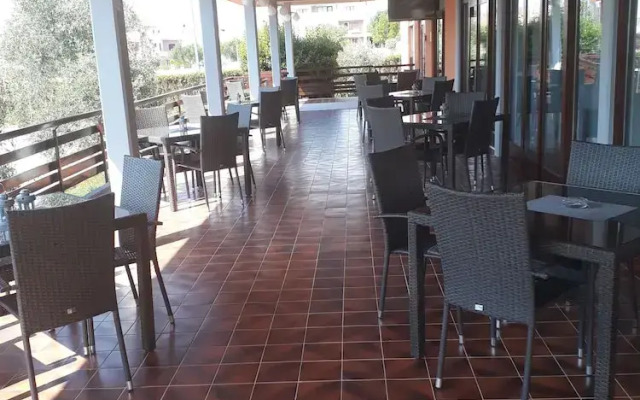 Hotel Albamaris