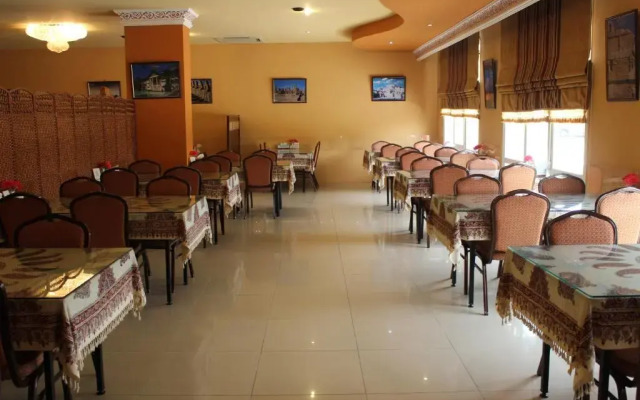 Gulf Crown Hotel Apartment