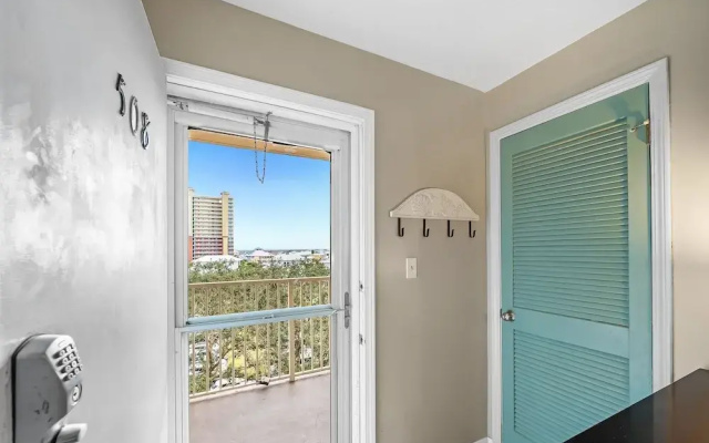 Compass Point 508