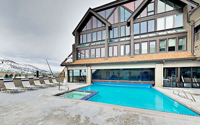 Lowell Unit #221 - Studio Br Condo