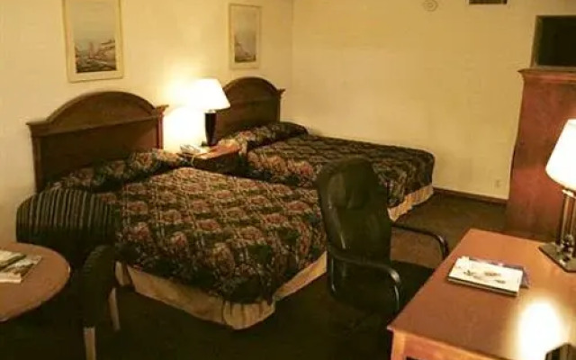 Boulder Outlook Hotel And Suites