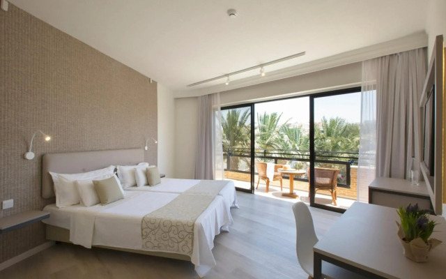 Venus Beach Hotel