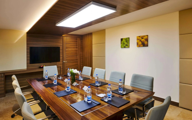 Hilton Garden Inn Lucknow