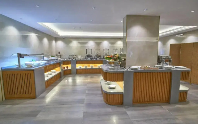 Platinum Hotel