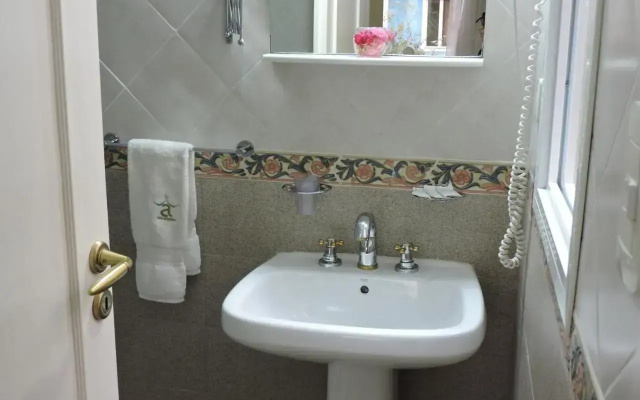 Los Aromos Apart Spa