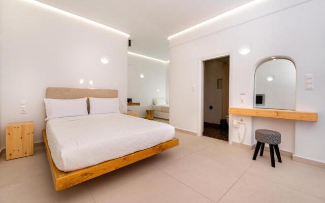 Hotel Thira