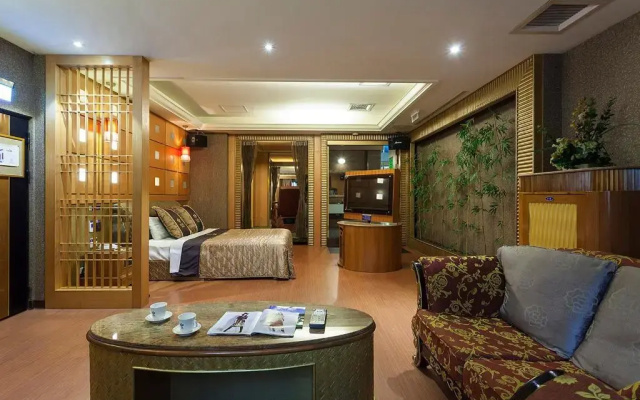 Polaris Motel