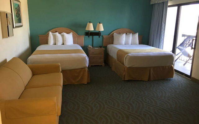 Tropical Winds Oceanfront Hotel